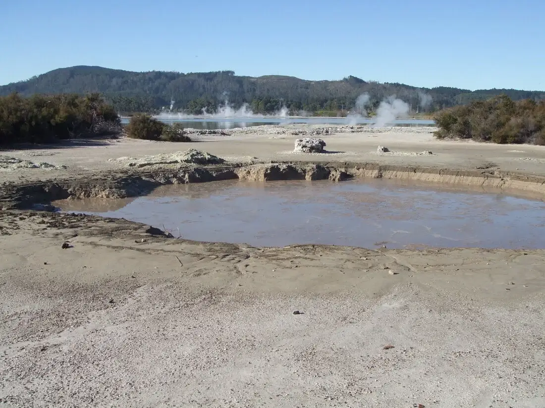 Cameron's laughing gas mud pool in Rotorua