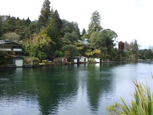 Lake Rotoiti flows into Okere River