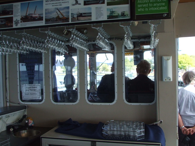 Lakeland Queen bridge and bar