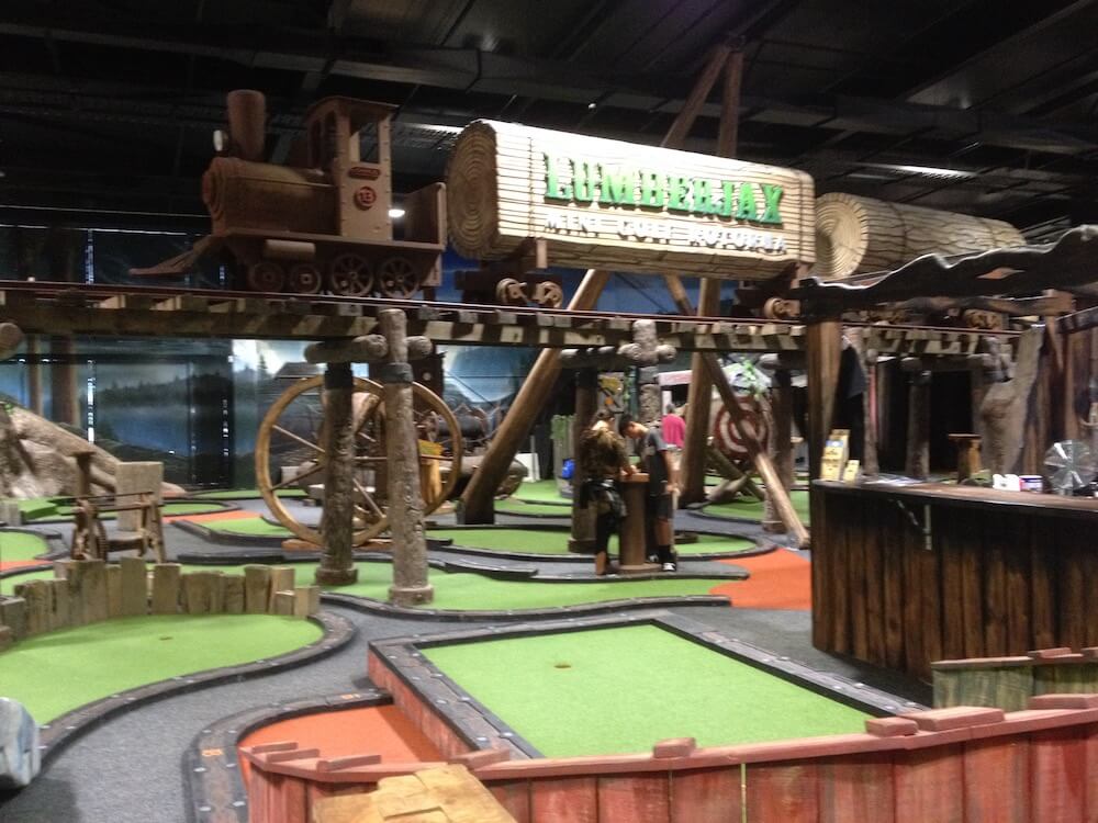 Lumberjax mini golf course Rotorua