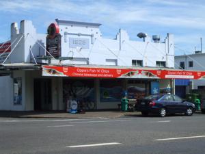 Best Rotorua Takeaways - Oppies has the best chips