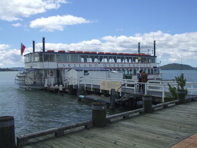 Lakeland Queen, Rotorua, NZ - Moored at the Lakefront