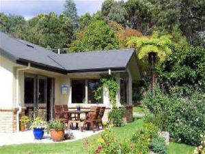 Rotorua Bed and Breakfast - Maple House
